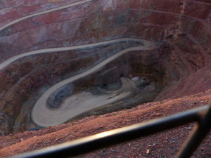 Cobar mining pit - Lake Eyre Tour
